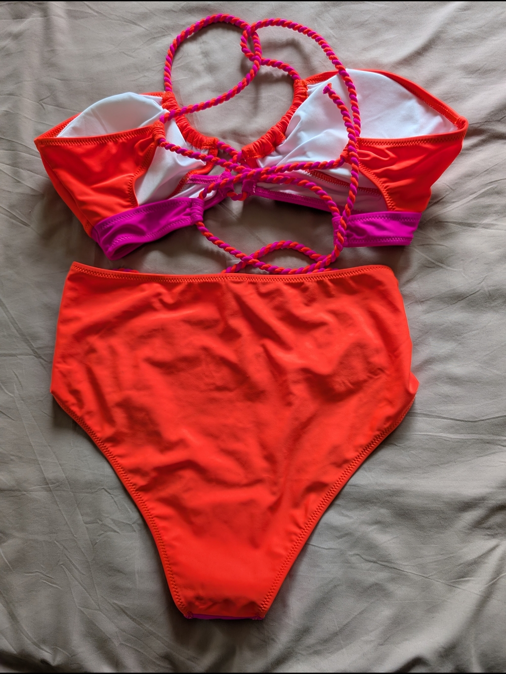 Colorblock Crossover Bikini Size M - Picture 6 of 6